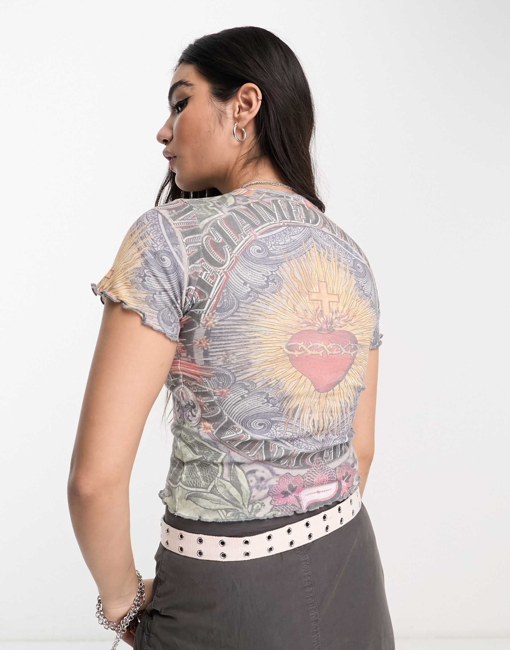 Reclaimed Vintage regal heart print baby tee view 4