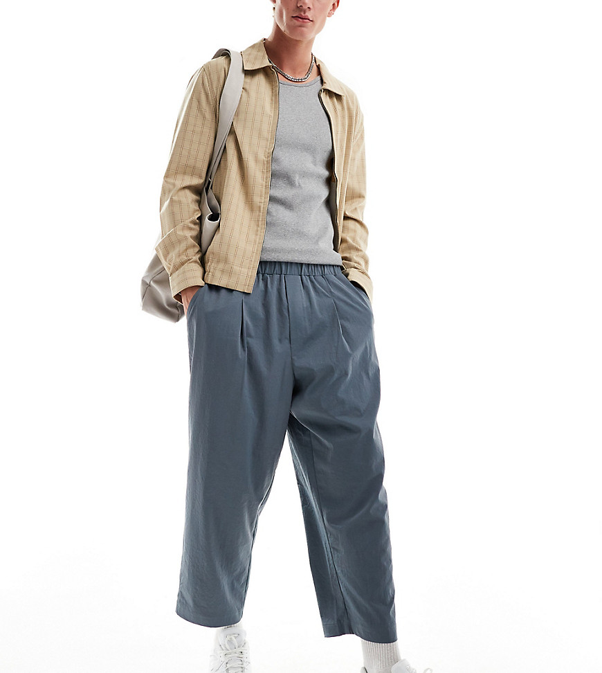 Reclaimed Vintage relaxed wide leg pull on cropped trouser in blue-Grey