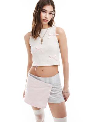Reclaimed Vintage Revived X Glass Onion Cropped Tank Top With Bows-white