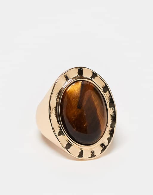 Reclaimed Vintage ring with sand stone in gold