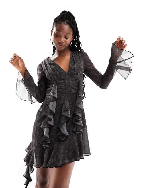 Reclaimed Vintage Robe courte imprimee a volants ASOS