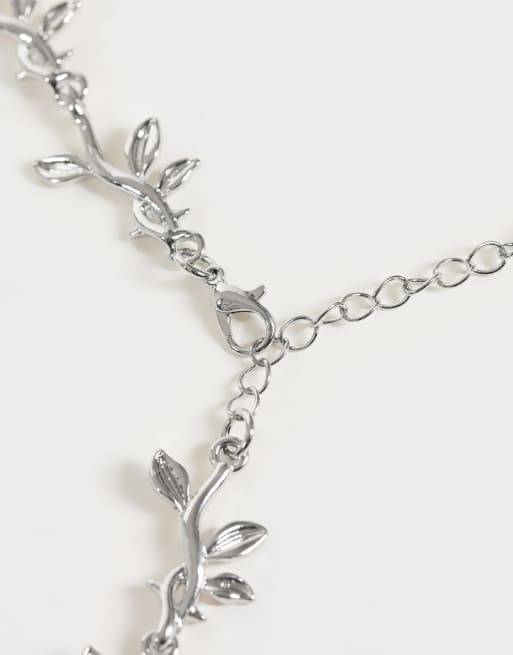 Reclaimed Vintage rose vine choker necklace in silver, 3 of 3
