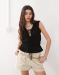 [Reclaimed Vintage] Reclaimed Vintage ruched tie-front linen-blend top in black 4 BLACK