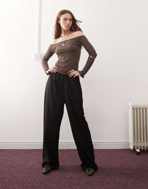 Reclaimed Vintage - Satijnen broek met elastische taille in zwart