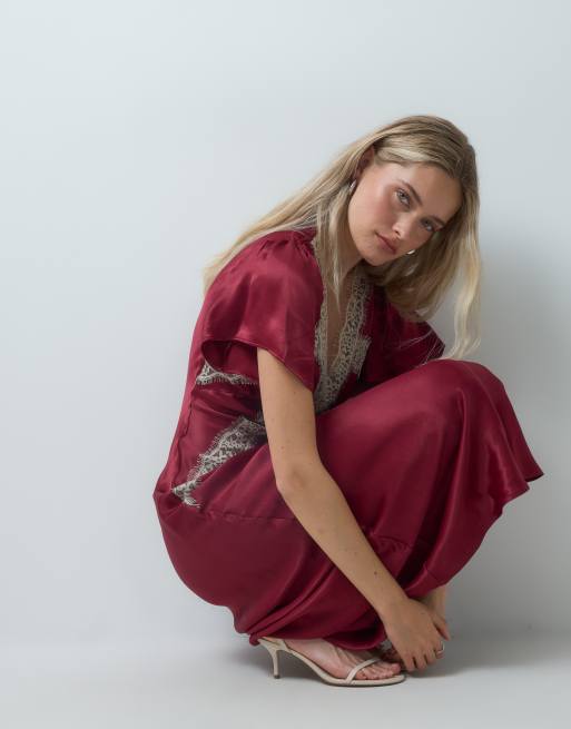 Reclaimed Vintage satijnen maxi-jurk met kantafwerking in bordeauxrood, 2 van 4
