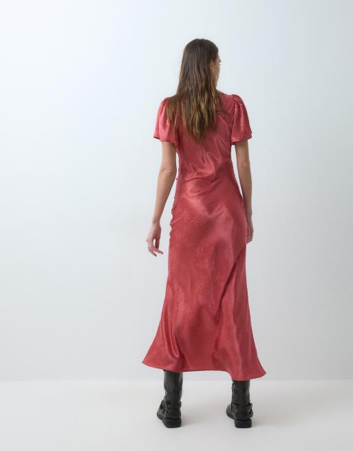 Reclaimed Vintage satin jacquard maxitea-kjole i rød, 4 af 4