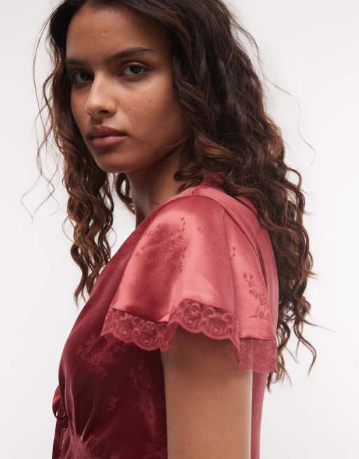 Reclaimed vintage satin jacquard tea top in red, 3 of 4