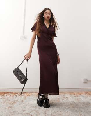 Reclaimed Vintage Reclaimed Vintage satin midi dress with lace trim in burgundy-Red