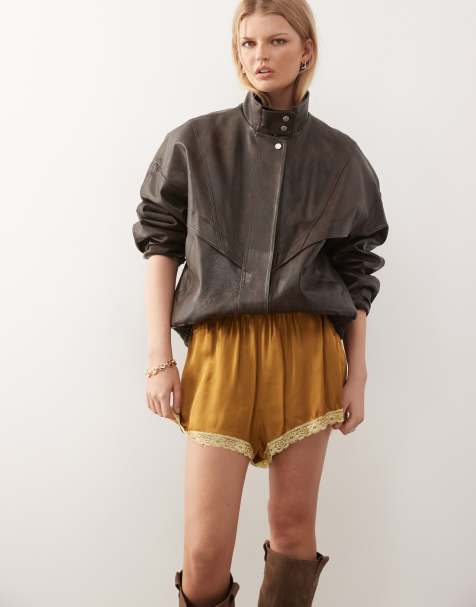 Reclaimed Vintage – Satin-Shorts in Senfgelb und Grün mit Spitzenborte - view 1