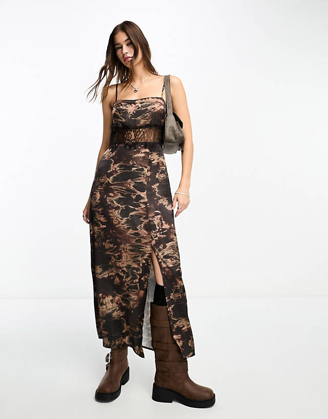 Reclaimed Vintage - satin slip dress in grunge print with lace details