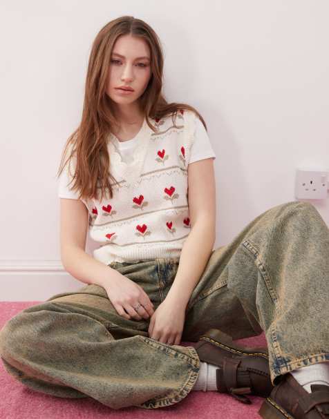 Reclaimed Vintage scallop edge knitted tank in novelty print - view 1