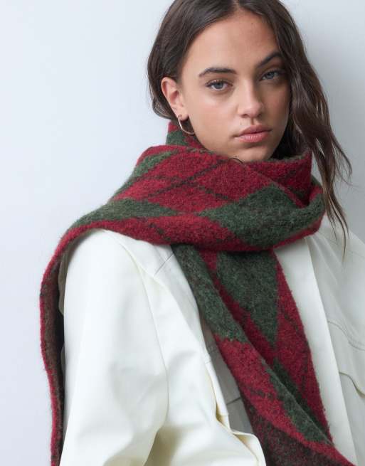 Reclaimed Vintage scarf with tassels in red and green argyle, 5 of 5