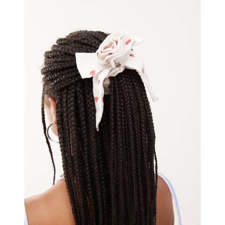 ☆送料・関税込☆VINTAGE HOLLYWOOD★Heart Color Scrunchie★ Classics Black & White Heart Printed with pleated Satin