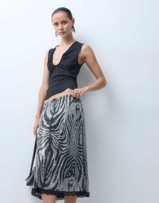 Reclaimed Vintage sequin 90s length skirt in zebra print, 4 of 5
