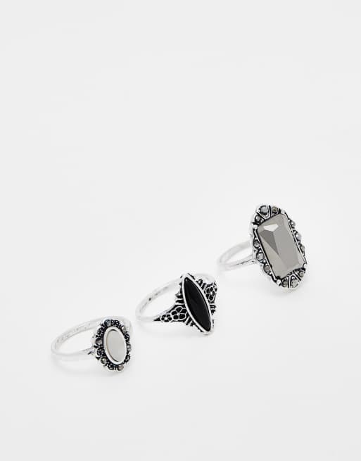 Reclaimed Vintage – Set aus zarten, versilberten Grunge-Ringen mit Schmucksteinen
