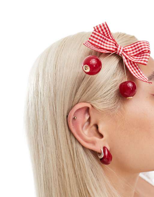 Reclaimed Vintage - Set van 2 haarclips met rode ruitjesstrikken en kersen, 2 van 4