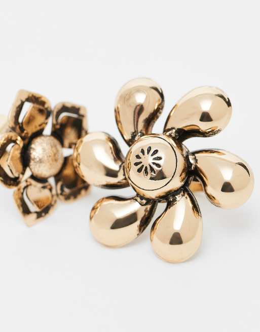 Reclaimed Vintage - Set van 2 ringen met oversized bloemen in gepolijst goud, 2 van 3