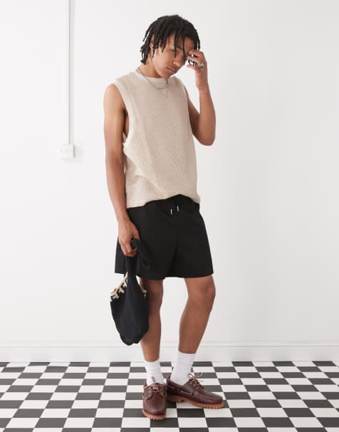 Reclaimed Vintage - Short chino à enfiler coupe baggy courte - Noir - view 1