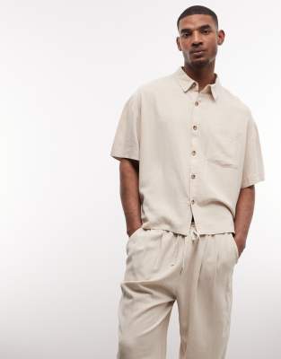 Reclaimed Vintage Short Sleeve Cropped Boxy Linen Blend Shirt In Neutral