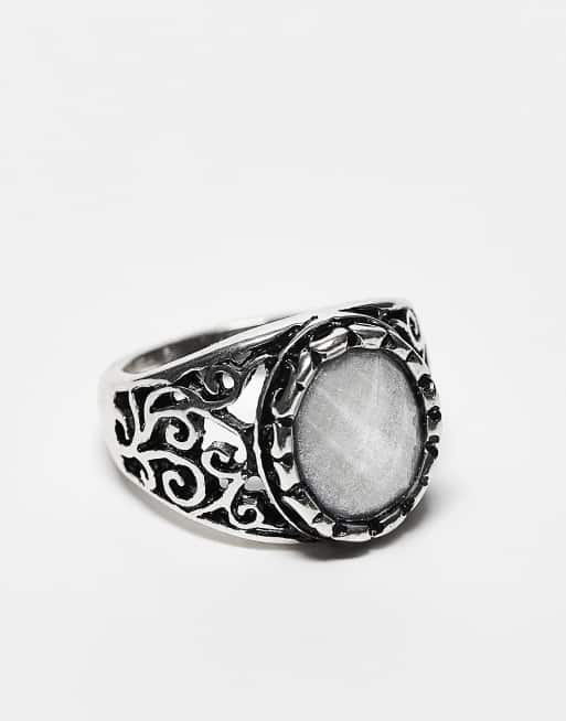 Reclaimed Vintage – Silberfarbener Unisex-Ring im Antik-Look mit synthetischem Mondstein, 3 von 3