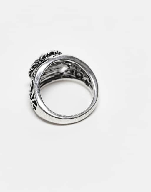 Reclaimed Vintage – Silverfärgad ring i unisex-modell med oäkta månsten och antik finish, 2 av 3