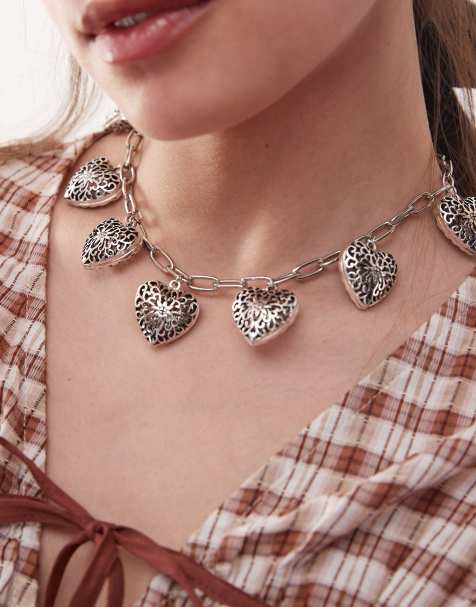 Reclaimed Vintage – Silverfärgat halsband med hjärthängen - view 1