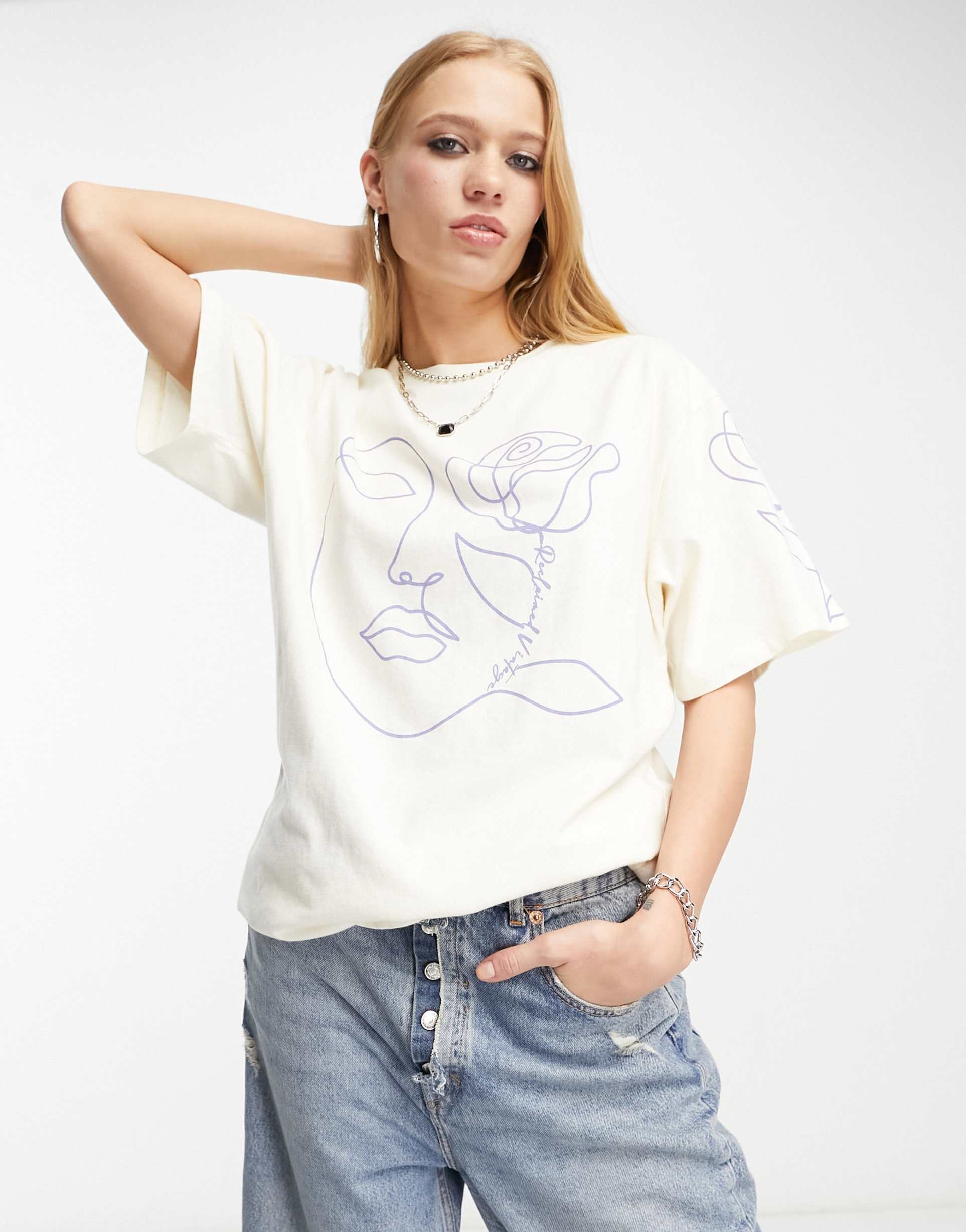 Reclaimed Vintage sketchy face t-shirt in ecru view 2