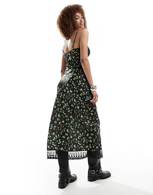 https://images.asos-media.com/products/reclaimed-vintage-slip-dress-with-lace-inserts-in-black-floral-print/205653058-3?$n_640w$&wid=513&fit=constrain