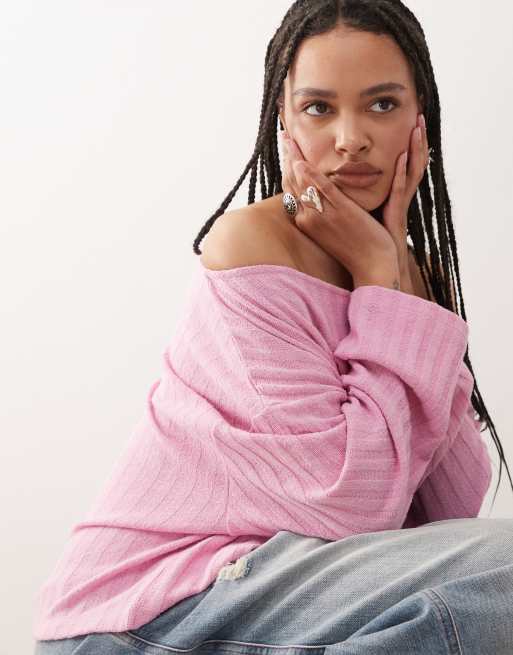 Reclaimed Vintage slouchy off shoulder jumper in pink, 3 of 4