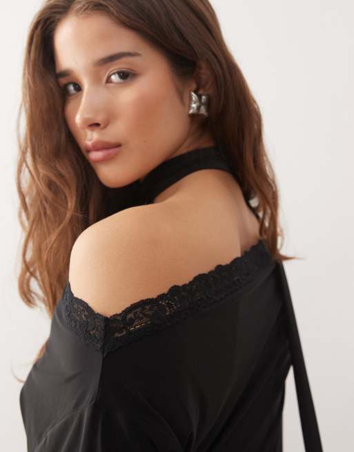 Reclaimed Vintage slouchy off shoulder lace trim top with scarf in black, 4 of 4