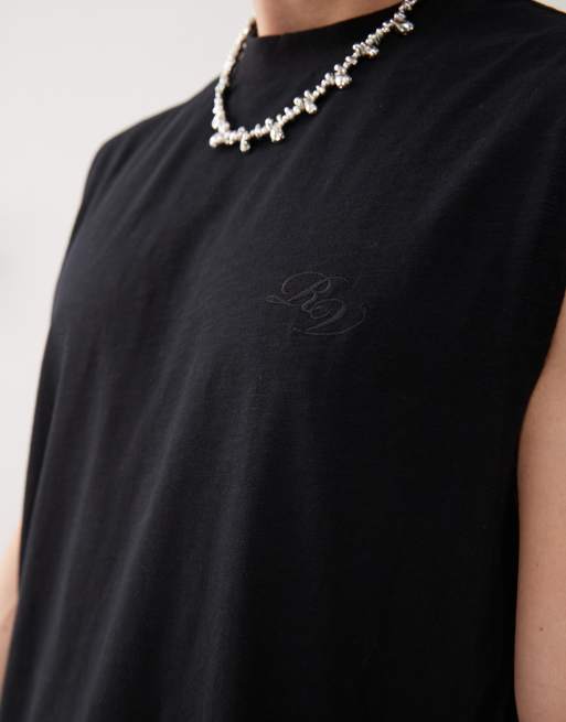 Reclaimed Vintage slub jersey dropped armhole boxy tank in black, 4 of 4