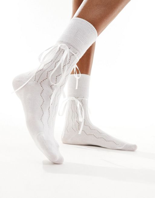 COLLUSION ankle socks with bow in white