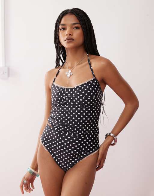Reclaimed Vintage - Sort tankini-top med flæsedetalje og polkaprikker 