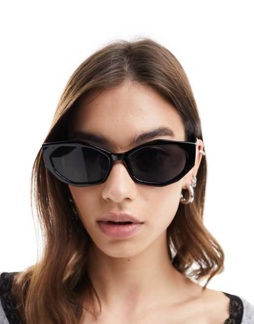 Reclaimed Vintage square cat eye sunglasses in black, 3 of 4