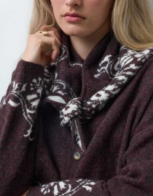 Reclaimed Vintage Strickcardigan mit Blumenrand-Print in Braun mit Schal, 3 von 4