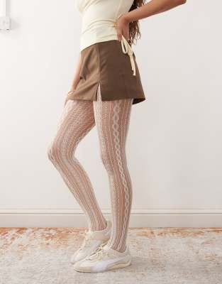 Reclaimed Vintage - Strumpfhose aus Pointelle-Spitze in Weiß