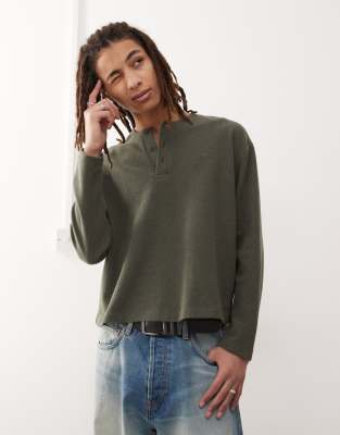 Reclaimed Vintage Reclaimed Vintage supersoft rib henley top with embroidery in khaki-Green