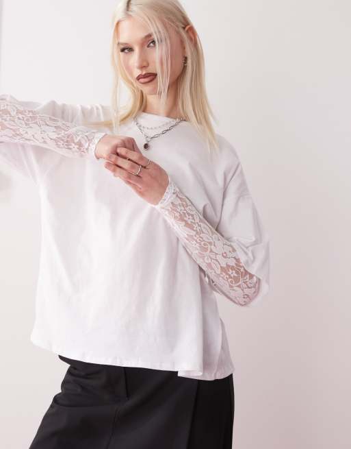 Reclaimed Vintage - T-shirt bianca con strato in pizzo 