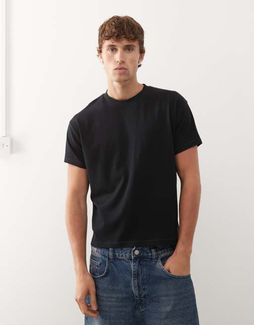 Reclaimed Vintage - T-shirt corta squadrata nera