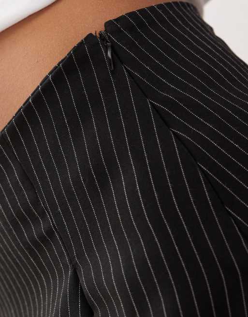 Reclaimed Vintage tailored mini skort in pinstripe, 4 of 5
