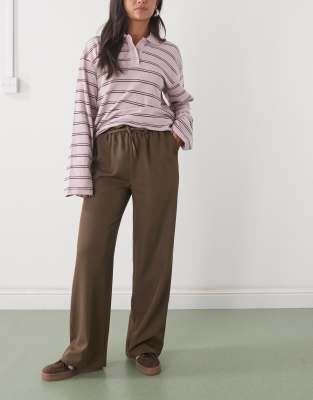 Reclaimed Vintage Tailored Wide Leg Pants In Brown