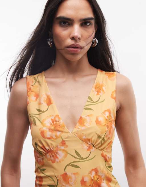 Reclaimed Vintage – Tanktop in Gelb mit Blumenmuster und V-Ausschnitt