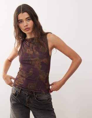Reclaimed Vintage - Tanktop mit U-Boot-Ausschnitt und Blumenmuster in Feige-Bunt