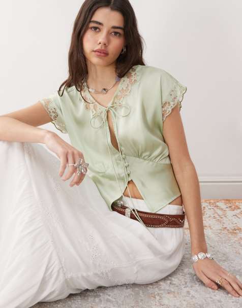 Reclaimed Vintage tea top with keyhole and lace inserts in green - view 1