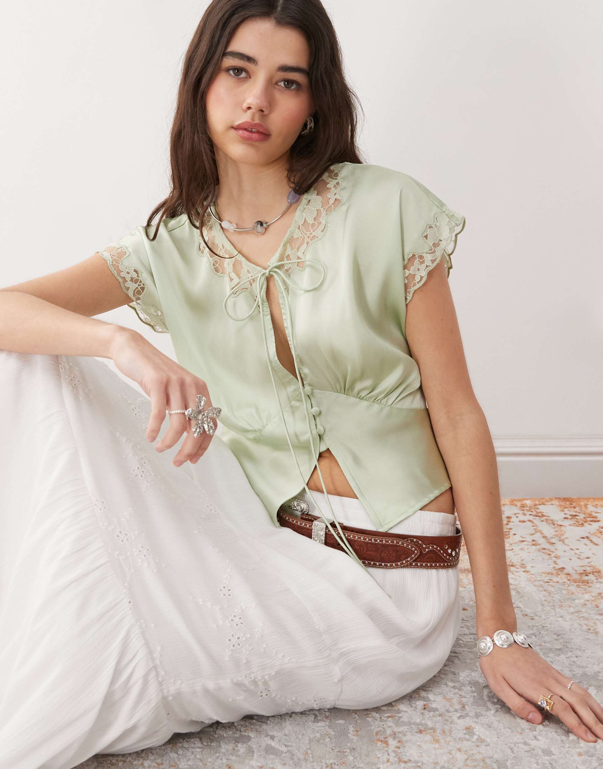 reclaimed vintage tea top with keyhole and lace inserts in green