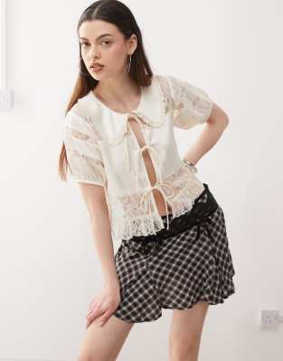 reclaimed vintage tea top with lace inserts and collar