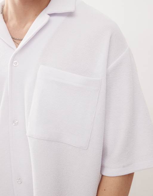 Reclaimed Vintage textured jersey short sleeve boxy resort shirt in white , 3 of 4