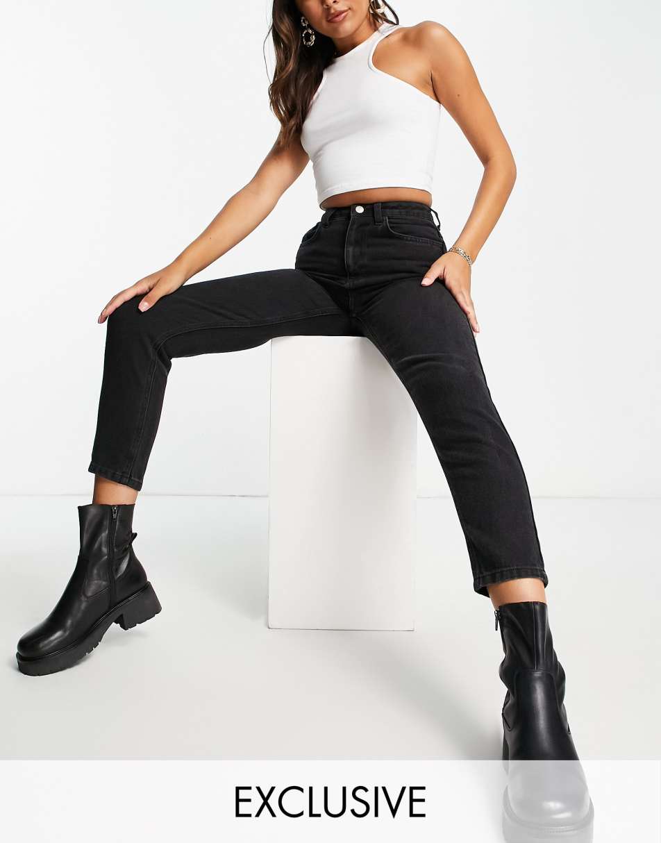 Reclaimed Vintage The '89 slim tapered leg jean in black