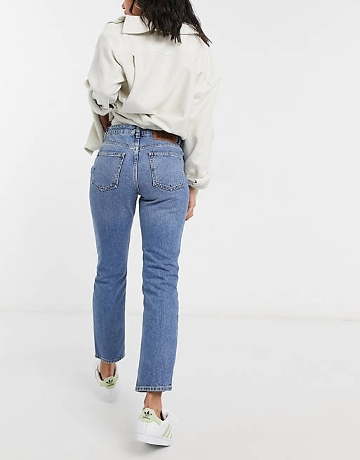 Women Reclaimed Vintage The 90s straight leg jean in mid stone wash 