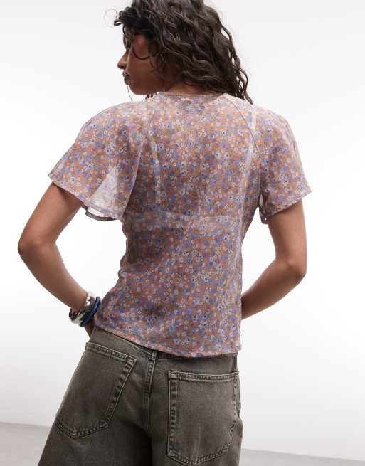 Reclaimed Vintage tie front tea top with lace in floral ditsy print, 3 of 4